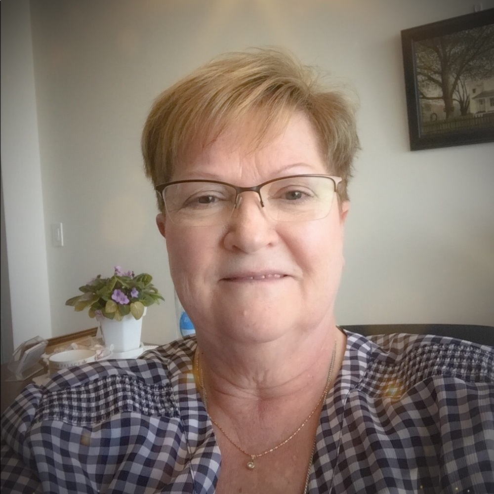 Meet your Posher, Anne